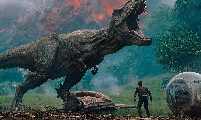 jurassic-world-2-cartel.jpg