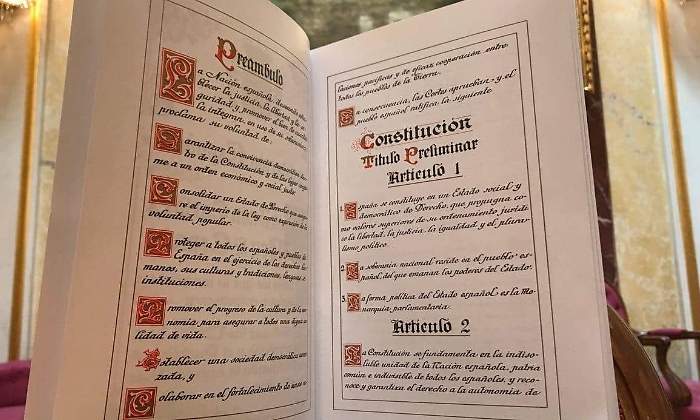 constitucion-abierta.jpg