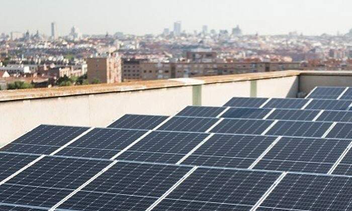 paneles-solares-telef.jpg