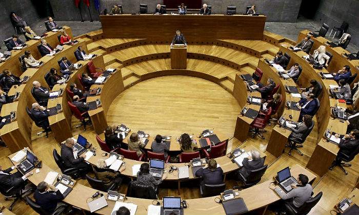 parlamento-de-navarra-defini.jpg