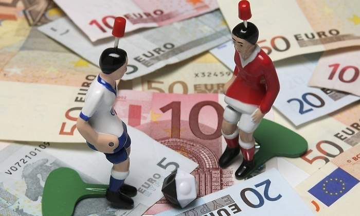 Futbol-euros-Dreamstime.jpg