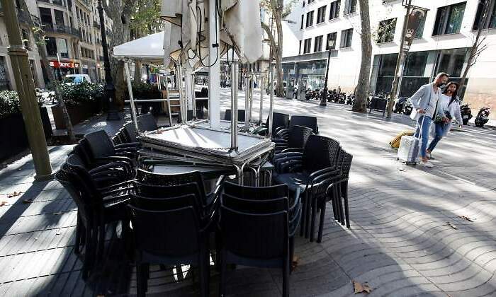 bar-cerrado-barcelona-coronavirus-reuters.jpg