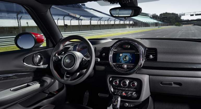 Interior del nuevo Mini con la motorización más potente en un modelo homologado.
