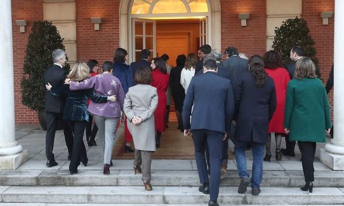 gobierno-ministros-sanchez-espaldas-moncloa-ep.jpg