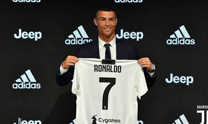 cristiano-presentacion-juventus.jpg