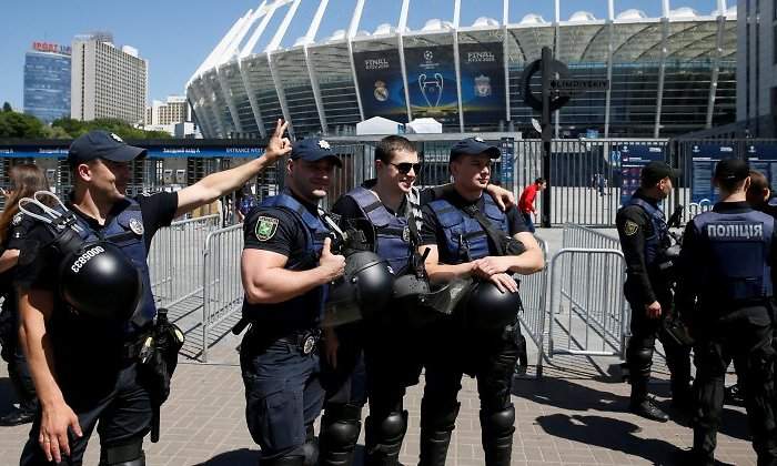 kiev-policias-estadio-championsleague-reuters.jpg