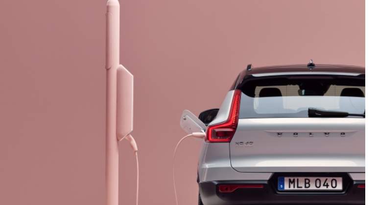 Volvo XC40 Recharge.