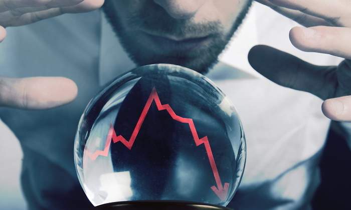 bola-cristal-predice-crisis-dreams.jpg