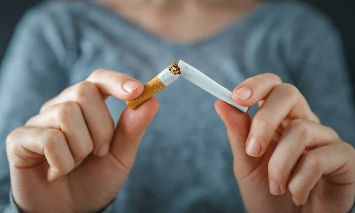 Dejar-de-fumar-iStock.jpg