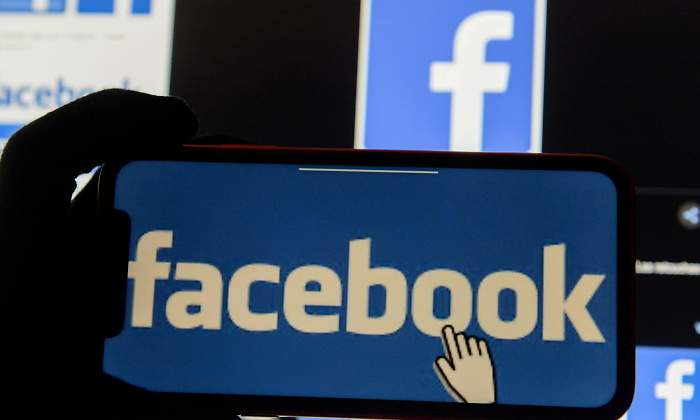 facebook-celular-reuters.jpg