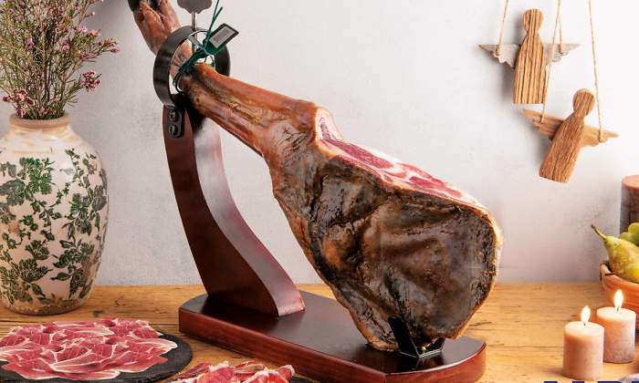 jamones-serrano-paleta-serrana-productos-gourmet-special-aldi-1.jpg