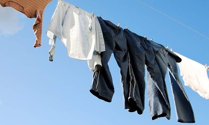 Prendas-de-ropa-colgadas-en-un-tendal-iStock.jpg