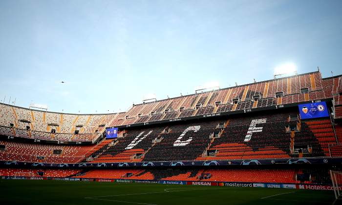 mestalla-alamy.jpg