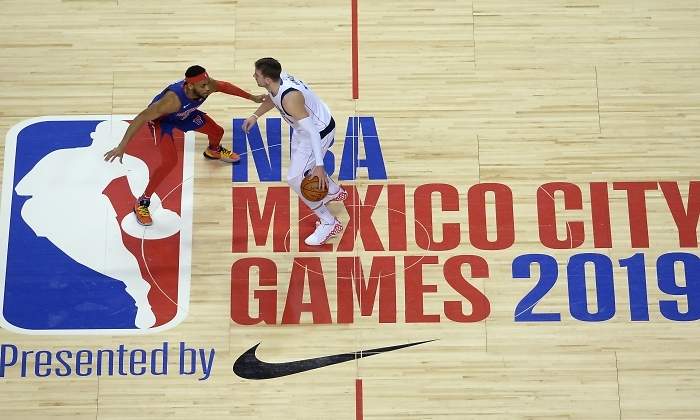 doncic-brown-mavs-pistons-nba-mexico-2019-reuters.jpg