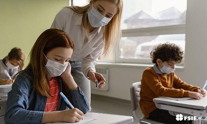 EuropaPress_3817982_alumnos_aula_mascarilla.jpg