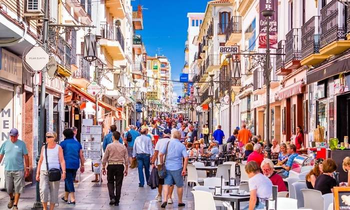ronca-calle-turismo-restaurantes-alamy.jpg