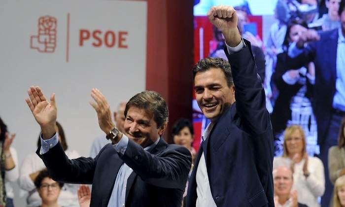 javier-fernandez-pedro-sanchez-reuters.jpg