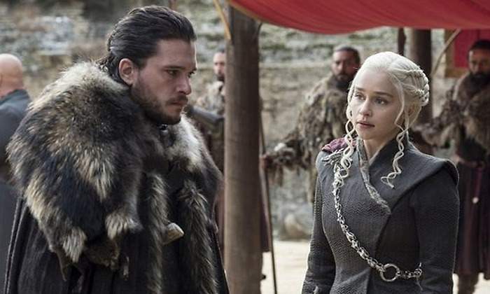 Kit-Harington-y-Emilia-Clarke. HBO
