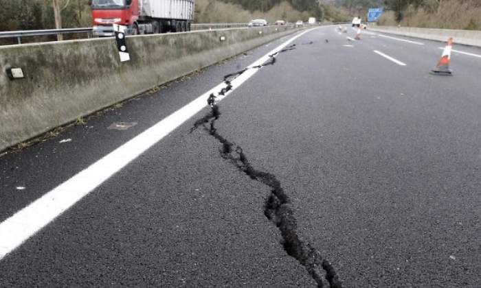 carretera-grieta.jpg