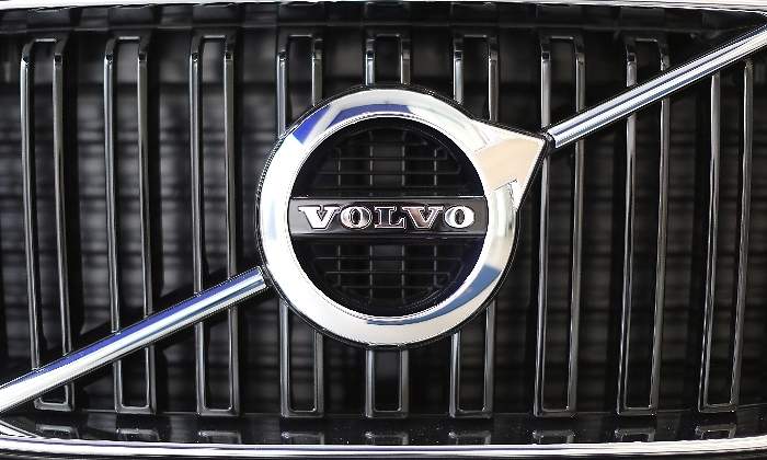 volvo-logo-reuters.jpg