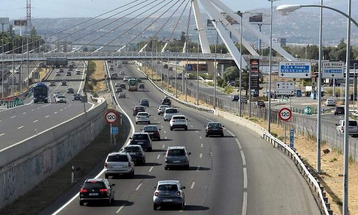 coches-trafico-a6-efe-1.jpg