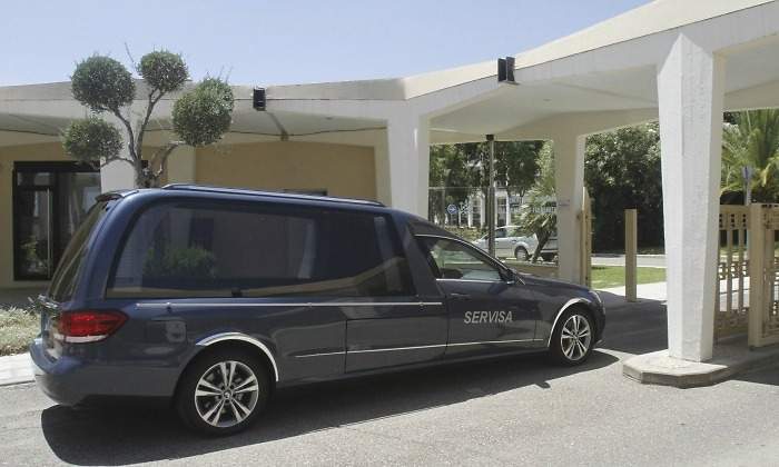 blesa-coche-funebre-efe.jpg