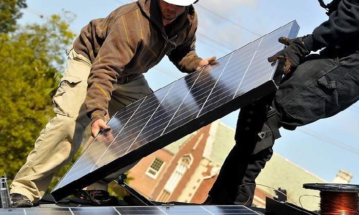 placas-solares-dreamstime.jpg