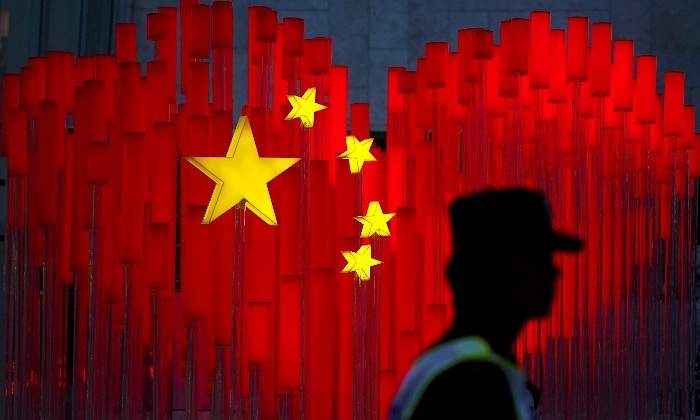 china-corazon-bandera-luces-sombra-reuters-770x420.jpg