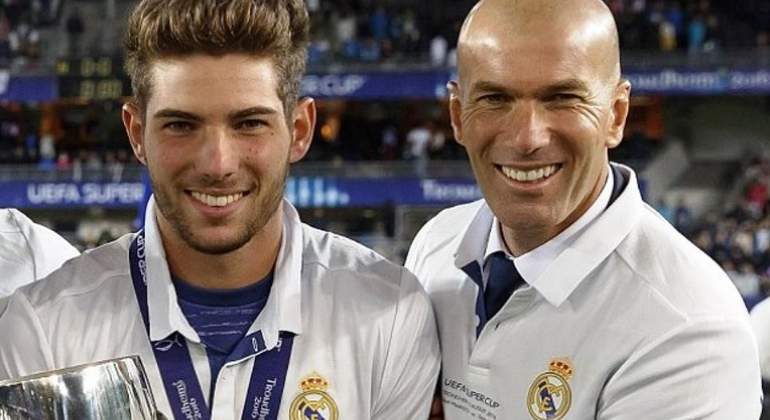 El Regalo Anticipado De Zidane A Su Hijo Luca Le Hizo Ganar 1 000 Euros Al Minuto Este Domingo Informalia Es