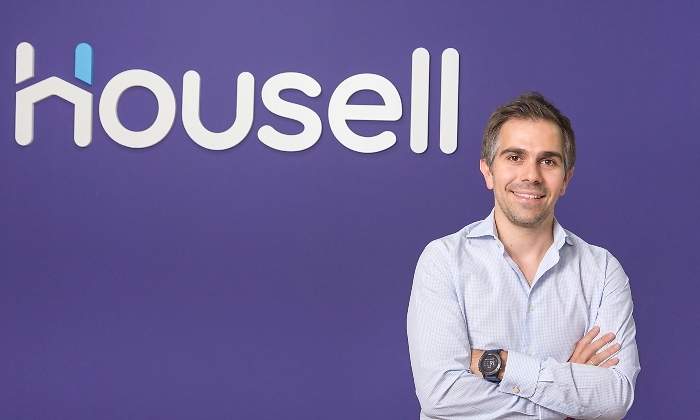 Housell.jpg