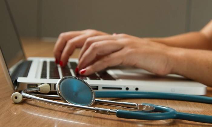 telemedicina-unsplash.jpg