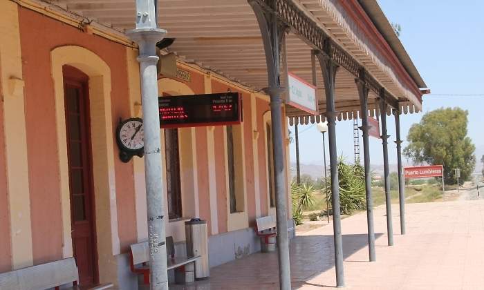 estacion-renfe-puertolumbrera.jpg