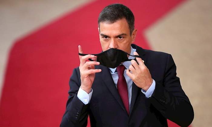 sanchez-mascarilla-cumbre-ue-efe.jpg