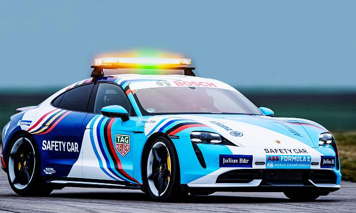porsche-taycan-turbo-s-formula-e-1