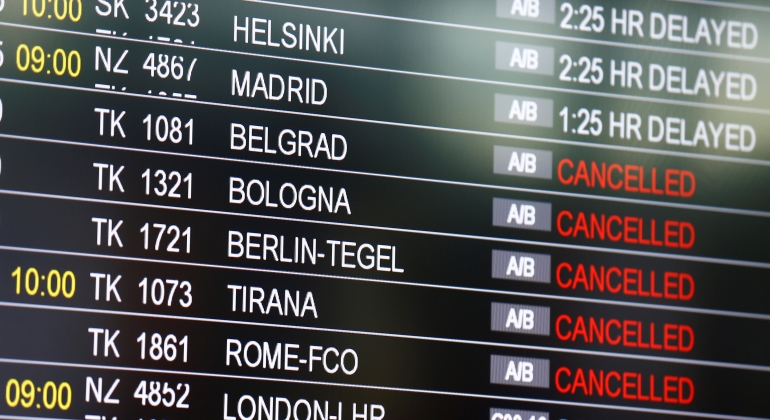 Atentado en el aeropuerto de Estambul