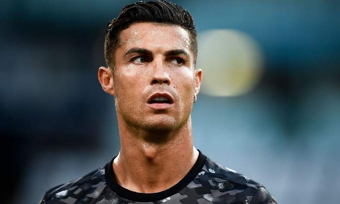 cristiano-ronaldo-save770.jpg