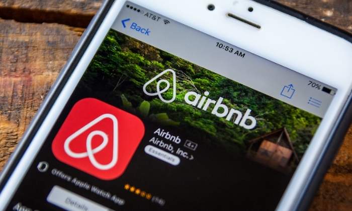 airbnb-logo-movil-dreamstime.jpg