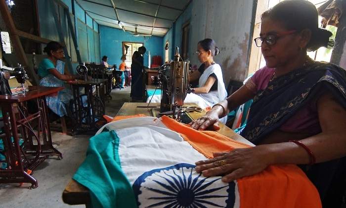 india-bandera-cose.jpg