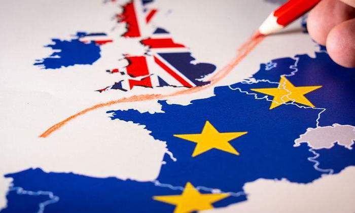 brexit-marca-lapiz-rojo.jpg