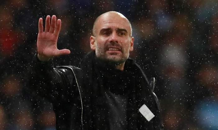 Guardiola-ordenes-lluvia-Premier-2017-reuters.jpg