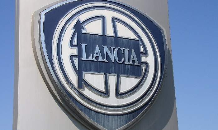 lancia-logo-dreamstime.jpg