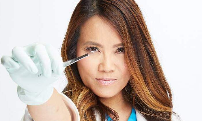 doctora-lee.jpg