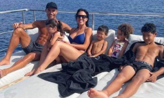 cristiano-ronaldo-georgina-presumen-770.jpg