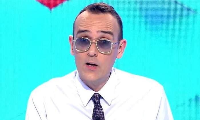 risto-politica-critica.jpg