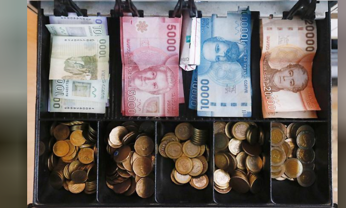 dinero-chileno-reuters.png