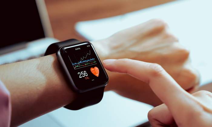smartwatch-salud-app-dreams.jpg