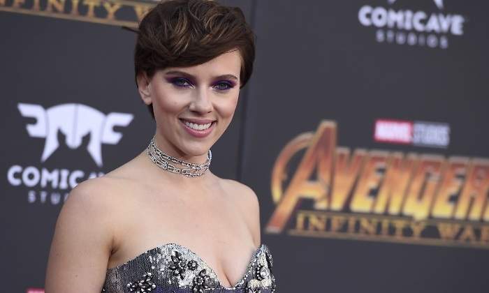 scarlett-mejor-pagada770.jpg