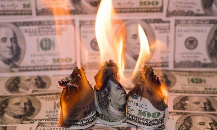 dolares-inflacion-fuego.jpg