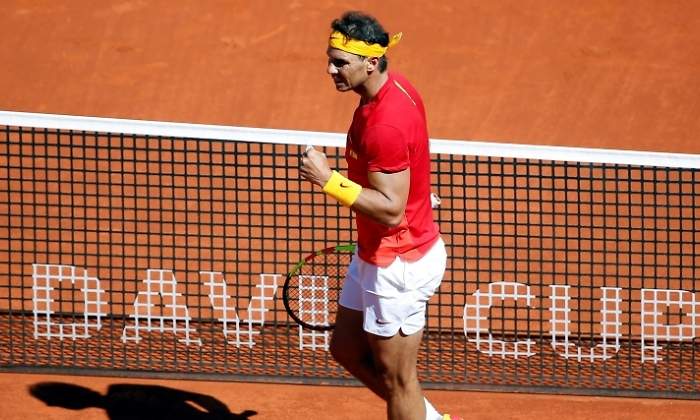 nadal-davis-18-red-reuters.jpg