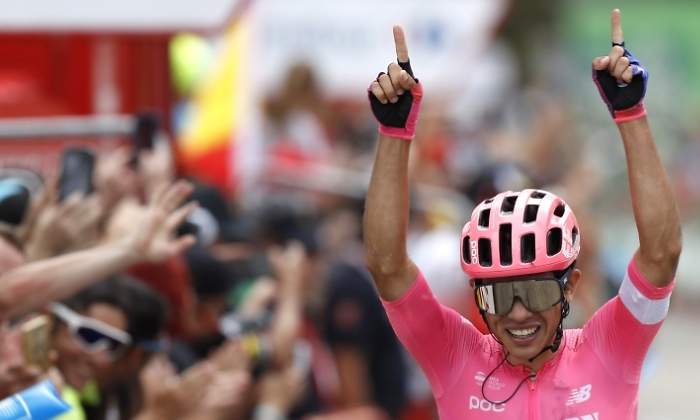 higuita-celebra-vuelta-espana-etapa18-efe.jpg